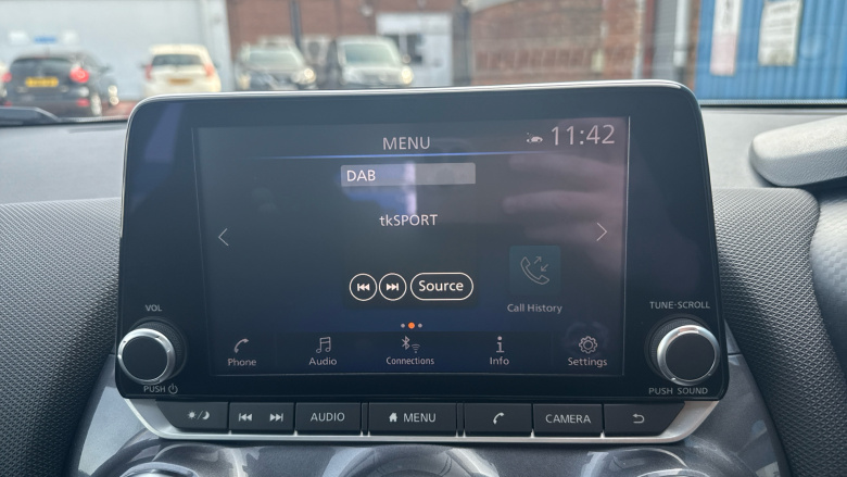 Nissan Juke 1.0 DiG-T 114 Acenta 5dr Petrol Hatchback